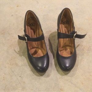 Sofft Mary Jane Leather Pumps